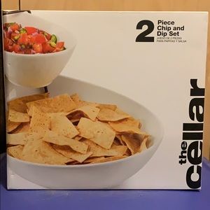 Two piece chip and dip set
